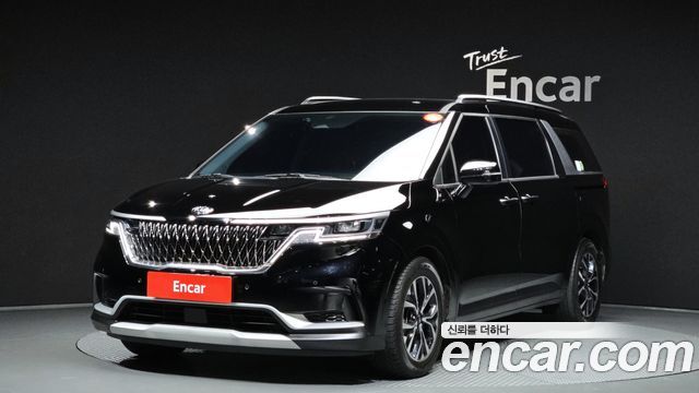 Kia Carnival 4-го поколения 9-Seater Prestige - фото 0
