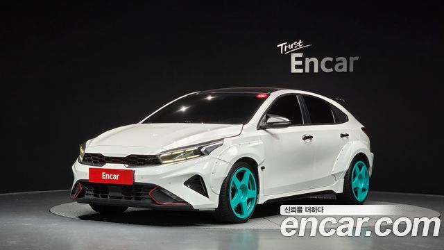 Kia K3 Новый 2-го поколения 1.6 Turbo GT 5Door Signature - фото 0
