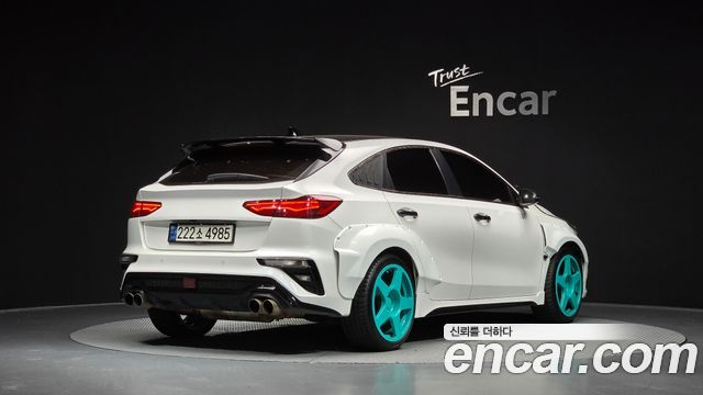 Kia K3 Новый 2-го поколения 1.6 Turbo GT 5Door Signature - фото 1