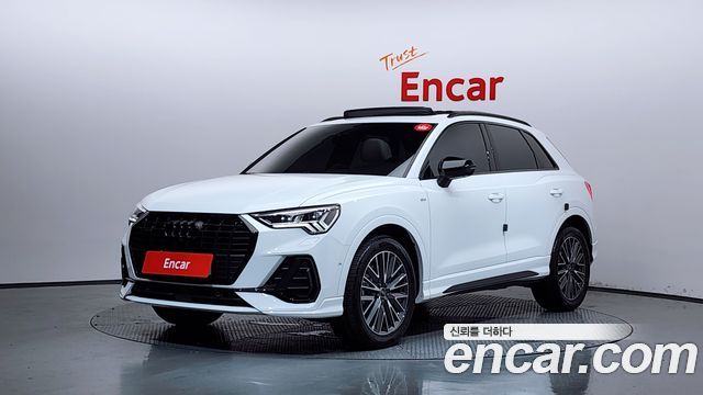 Audi Q3 F3 40 TFSI Quattro Premium - фото 0