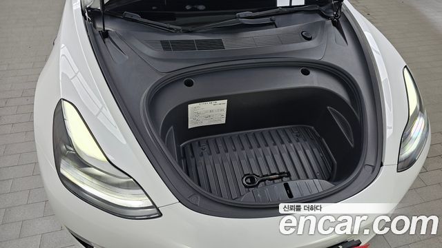 Tesla Model 3 Long Range AWD - фото 4