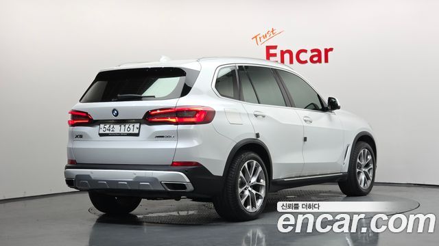 BMW X5 G05 xDrive 30d xLine - фото 1