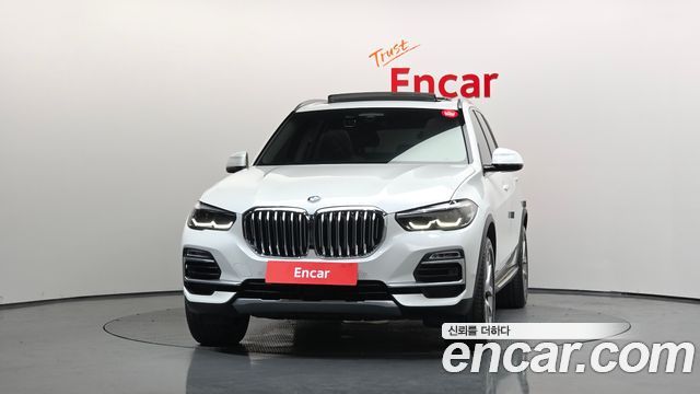BMW X5 G05 xDrive 30d xLine - фото 2
