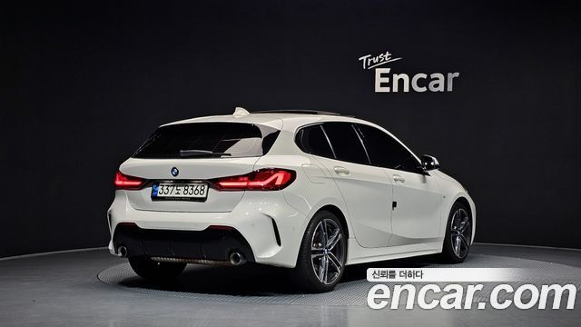 BMW 1-Series F40 120i M Sports - фото 1