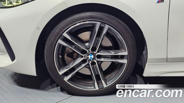 BMW 1-Series F40 120i M Sports - фото 4