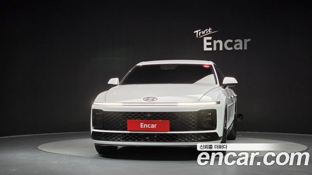 Hyundai Grandeur GN7 2,5 Gasoline 2WD Calligraphy - фото 2