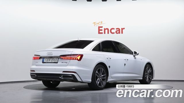 Audi A6 C8 45 TFSI Premium - фото 1