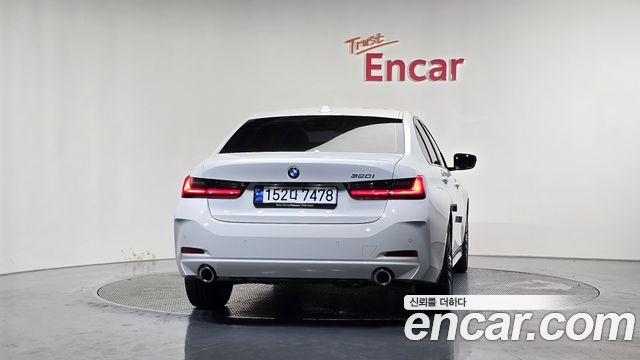BMW 3-Series G20 320i - фото 3