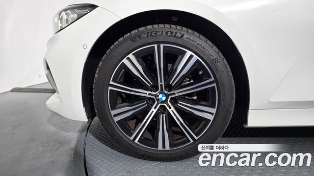 BMW 3-Series G20 320i - фото 4