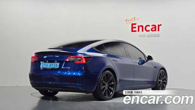 Tesla Model 3 Performance AWD - фото 0