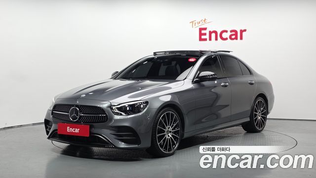 Mercedes-Benz E-Class W213 E350 4MATIC AMG Line - фото 0