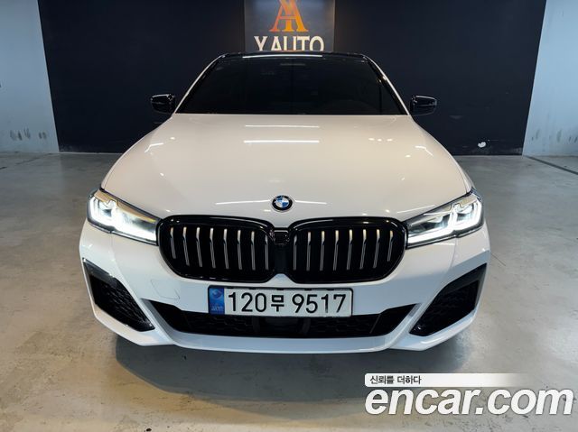 BMW 5-Series G60 520i M Sport - фото 2