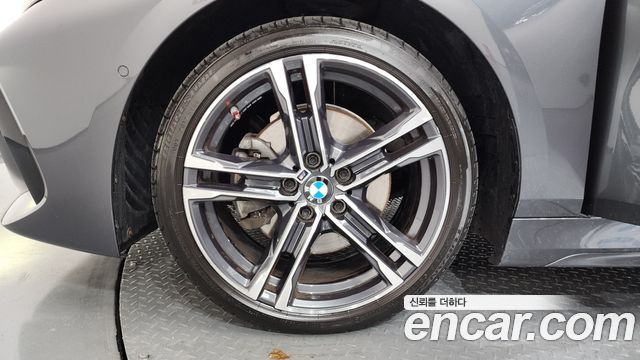 BMW 1-Series F40 118d M Sport - фото 4
