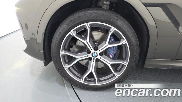 BMW X6 G06 xDrive40i M Sport - фото 4