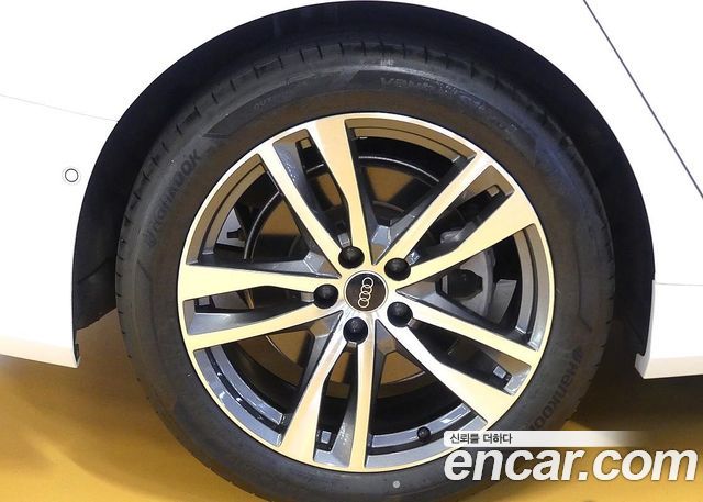 Audi A6 C8 45 TFSI Quattro Premium - фото 4
