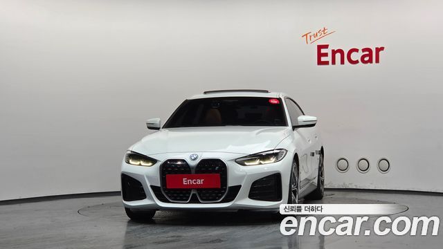 BMW i4 eDrive40 M Sports - фото 2