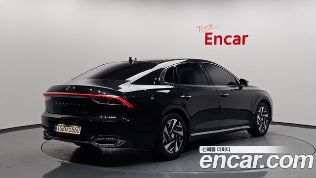 Hyundai Grandeur Новый IG, гибрид Exclusive - фото 1
