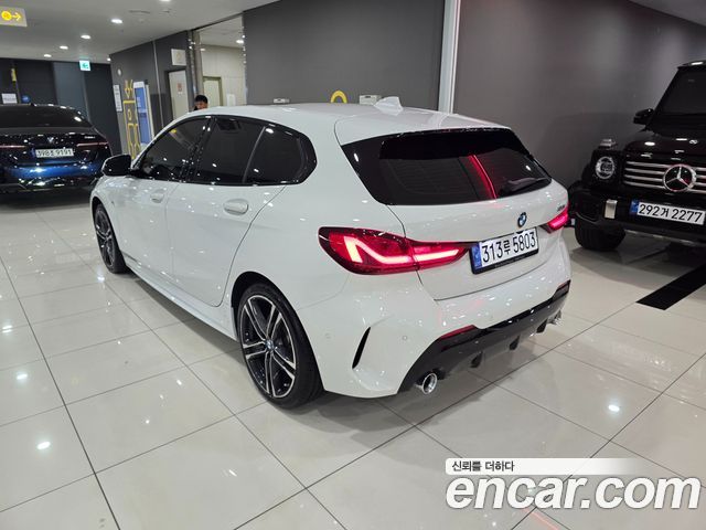 BMW 1-Series F40 120i M Sports - фото 2