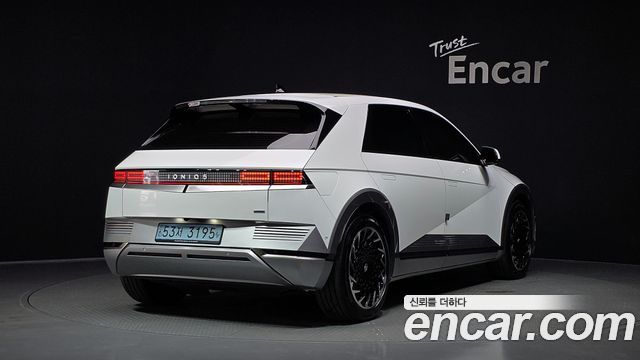 Hyundai Ioniq5 Long Range AWD Prestige - фото 1