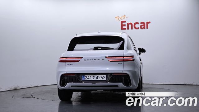 Genesis GV70 2.5T Gasoline AWD - фото 2