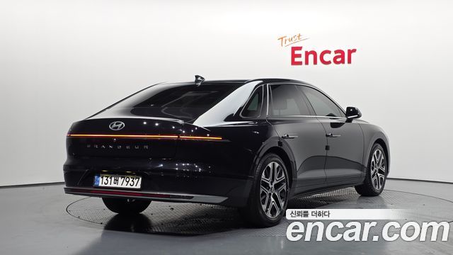 Hyundai Grandeur GN7 2,5 Gasoline 2WD Premium - фото 1