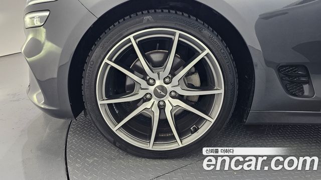 Genesis G70 Новый Gasoline 2.0T 2WD - фото 4