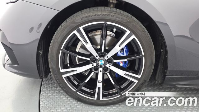 BMW 5-Series G60 530i xDrive M Sport - фото 3