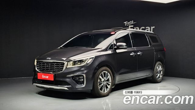 Kia Carnival Новый 7-Seater Limousine VIP - фото 0
