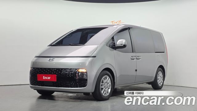 Hyundai Staria 4WD Tourer 9-Seater Modern - фото 0