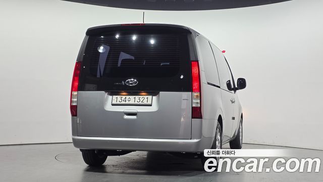 Hyundai Staria 4WD Tourer 9-Seater Modern - фото 3