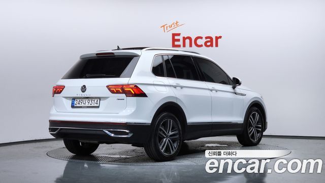 Volkswagen Tiguan 2-го поколения 2.0 TDI 4Motion Prestige - фото 1