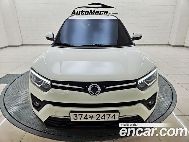 SsangYong Tivoli Gasoline 1.5 2WD V3 - фото 0