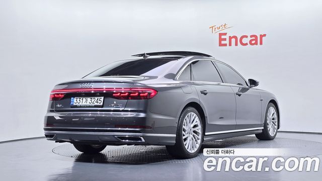 Audi A8 D5 55 TFSI Quattro LWB - фото 1