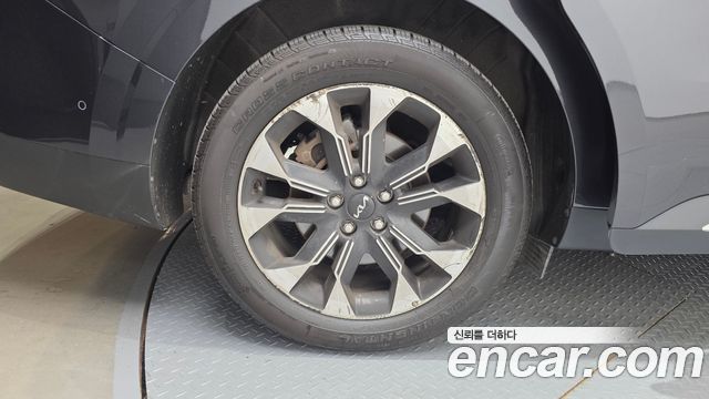 Kia Carnival 4-го поколения 9-Seater Signature - фото 4