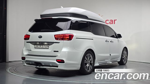Kia Carnival Новый Gasoline 9-Seater Hi-Limousine Noblesse Special - фото 1
