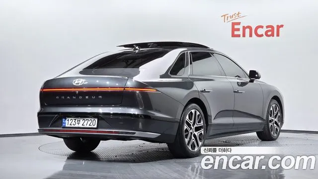 Hyundai Grandeur GN7, гибрид Exclusive - фото 0