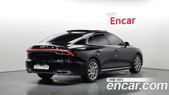 Hyundai Grandeur Новый IG, гибрид Calligraphy - фото 1