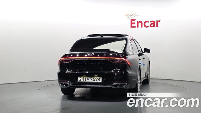 Hyundai Grandeur Новый IG, гибрид Calligraphy - фото 3