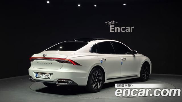 Hyundai Grandeur Новый IG, гибрид Le Blanc - фото 1