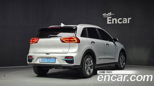 Kia Niro EV Noblesse - фото 1