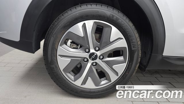 Kia Niro EV Noblesse - фото 4