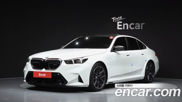 BMW M5 G90 M5 Sedan - фото 0