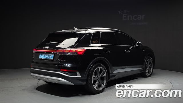 Audi Q4 e-tron F4 40 Premium - фото 1