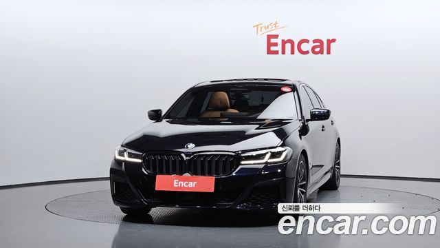 BMW 5-Series G30 520i M Sport - фото 2