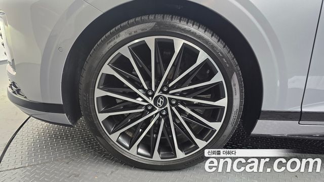 Hyundai Grandeur GN7, гибрид Calligraphy - фото 3