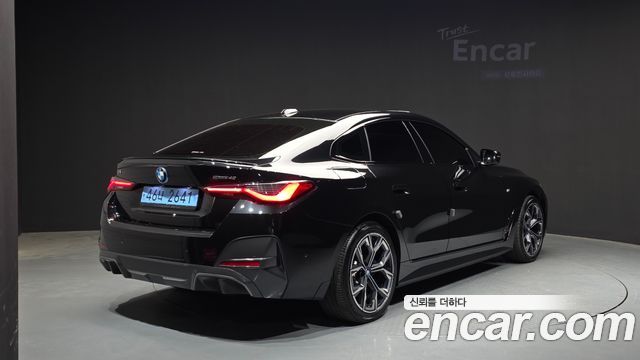 BMW i4 eDrive40 M Sports Pro - фото 1