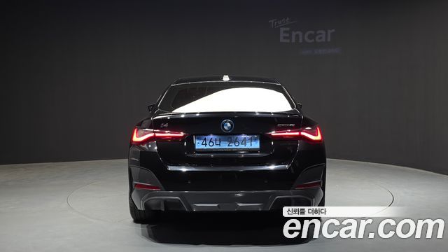 BMW i4 eDrive40 M Sports Pro - фото 3
