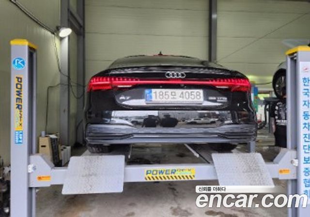 Audi A7 55 TFSI Quattro Premium - фото 1