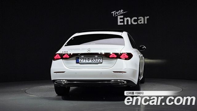 Mercedes-Benz E-Class W214 E200 Avantgarde - фото 3