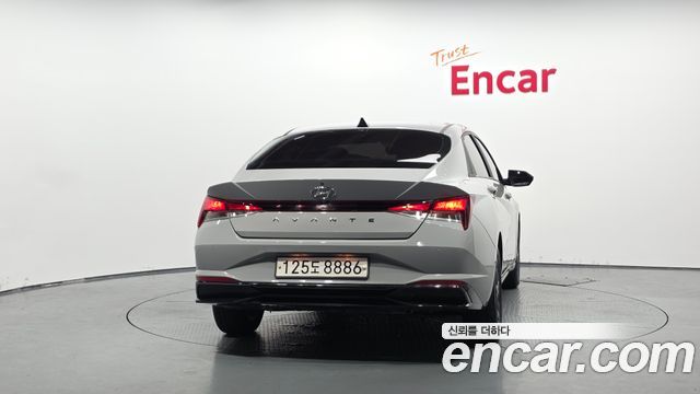 Hyundai Avante CN7, гибрид Smart - фото 2